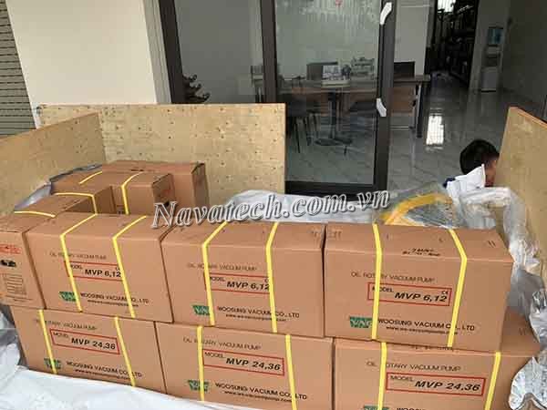 Navatech nhập khẩu máy bơm chân không nhãn Korea