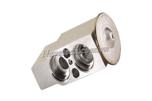 Van tiết lưu ô tô là gì?