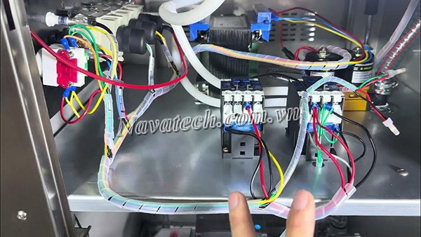 Sửa máy bơm hút chân không tăng áp suất đột biến